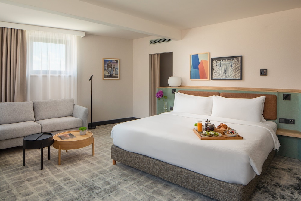 crowne plaza budapest an ihg hotel
