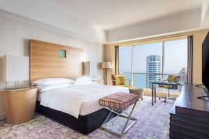 movenpick hotel west bay doha