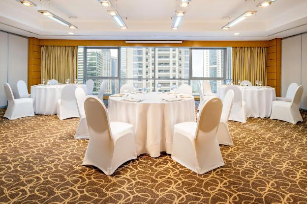 movenpick hotel west bay doha