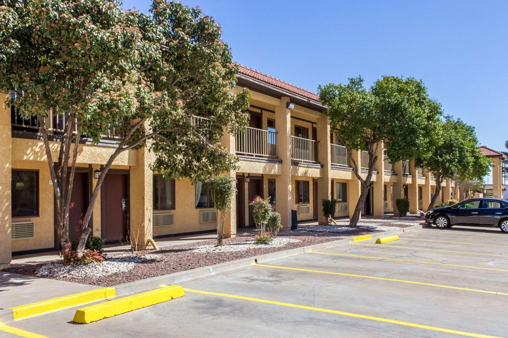 rodeway inn near ft huachuca