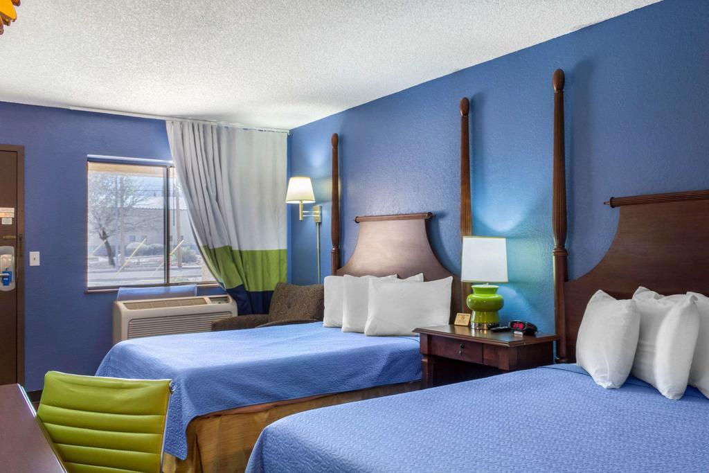 rodeway inn near ft huachuca