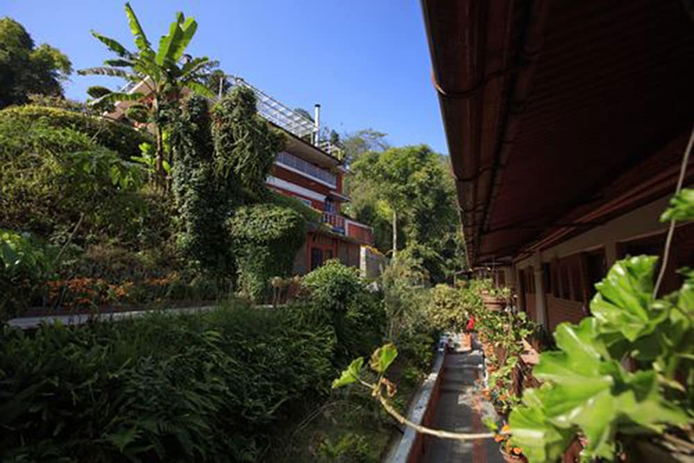 dhulikhel lodge resort