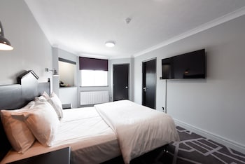 village hotel liverpool