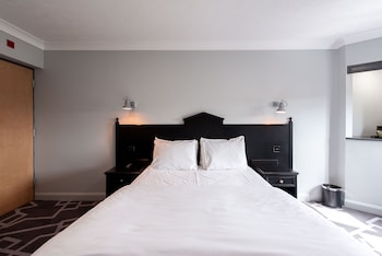 village hotel liverpool