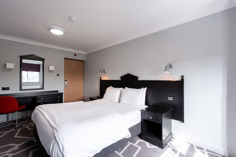 village hotel liverpool
