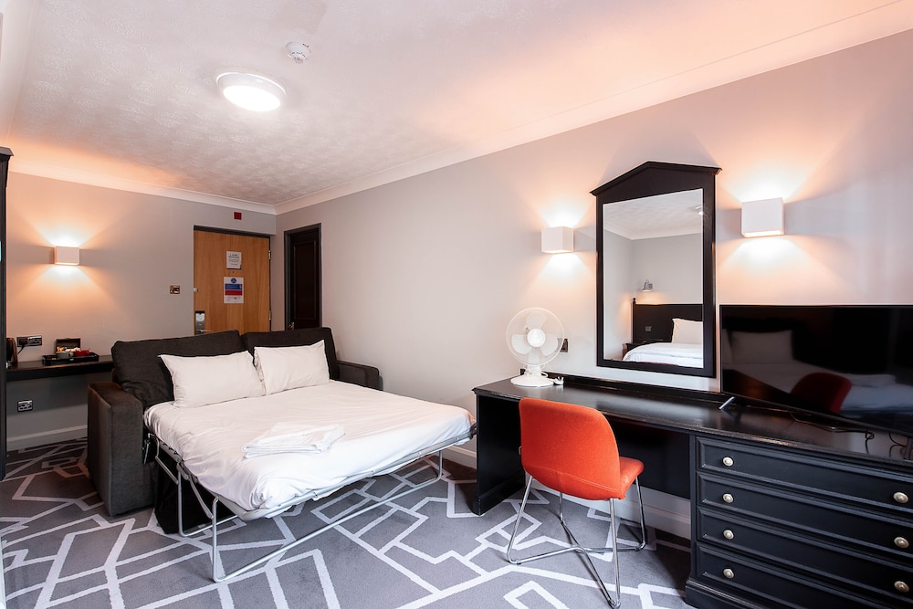 village hotel liverpool