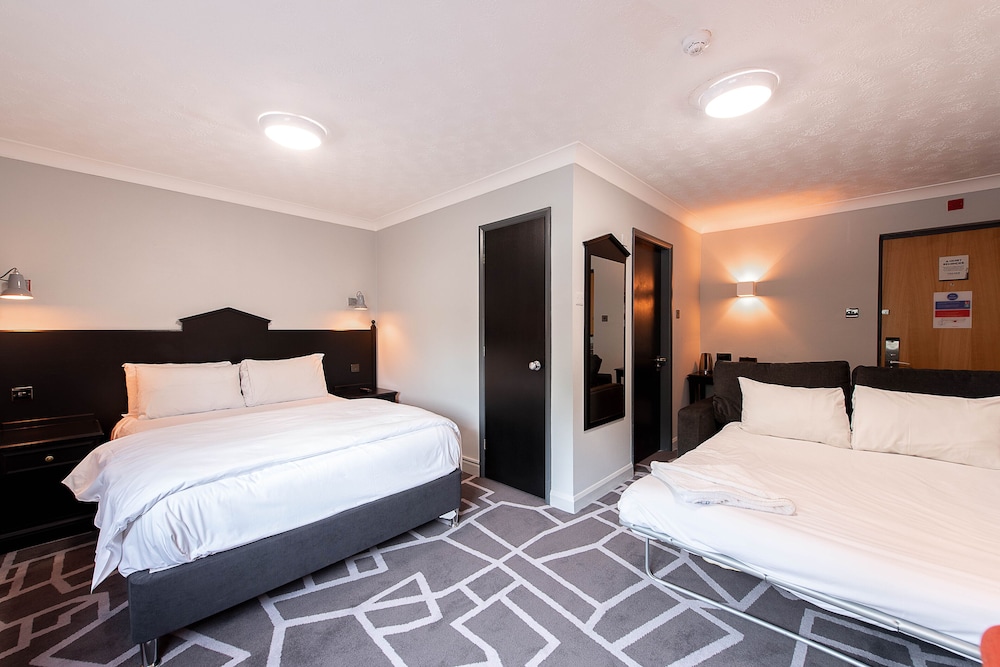 village hotel liverpool