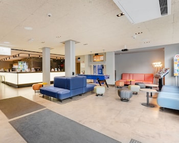 aando frankfurt galluswarte hostel