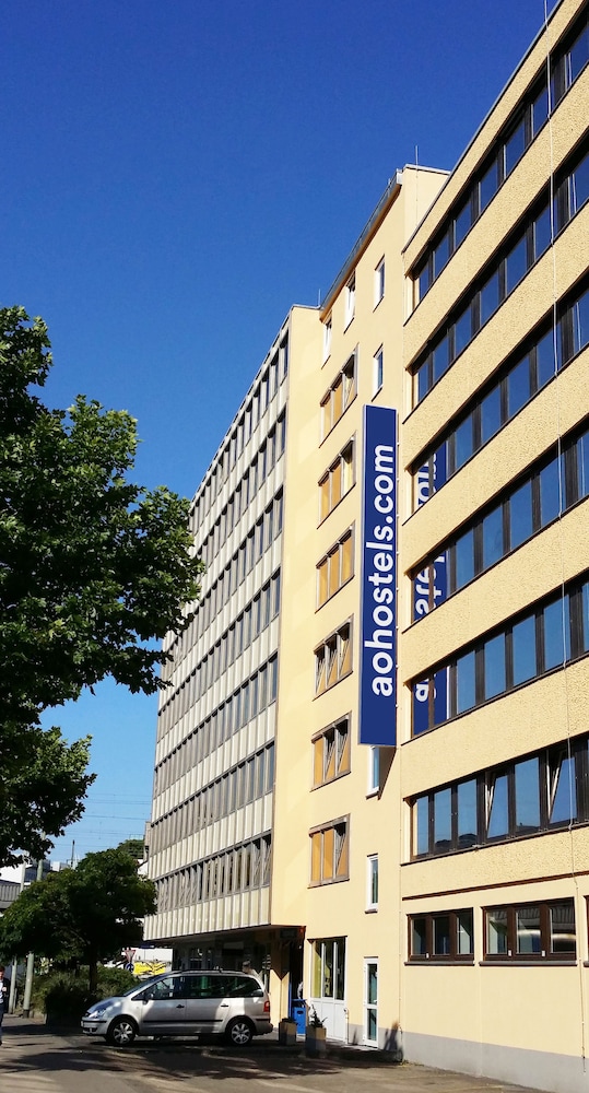 aando frankfurt galluswarte hostel