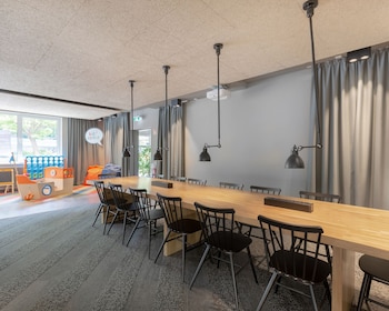 aando frankfurt galluswarte hostel