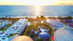 yello hotel kuta beachwalk bali