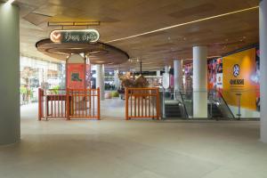 yello hotel kuta beachwalk bali