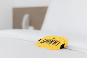 yello hotel kuta beachwalk bali