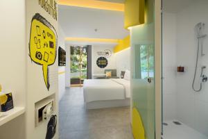 yello hotel kuta beachwalk bali