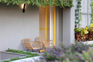 yello hotel kuta beachwalk bali