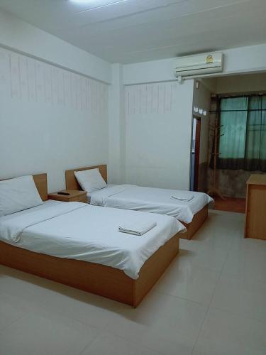 green apartment