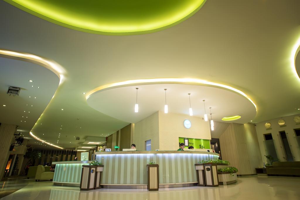 hotel wisata niaga