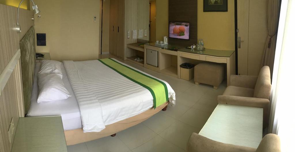 hotel wisata niaga
