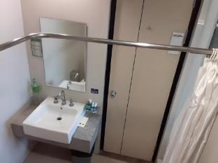 hotel wisata niaga
