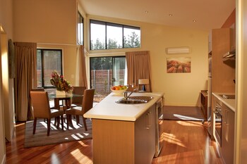 Club Wyndham Seven Mile Beach,Hobart>>Cambridge,4 star