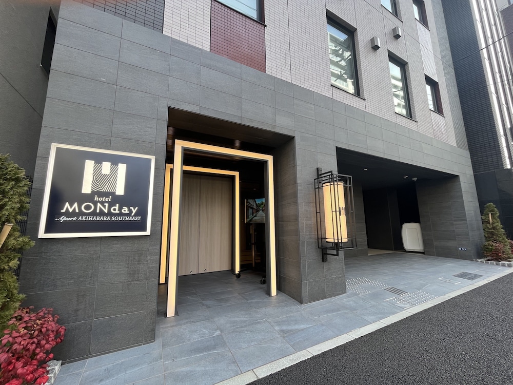 monday apart akihabara south east