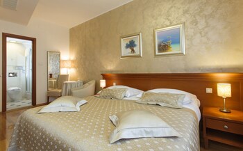 royal suites