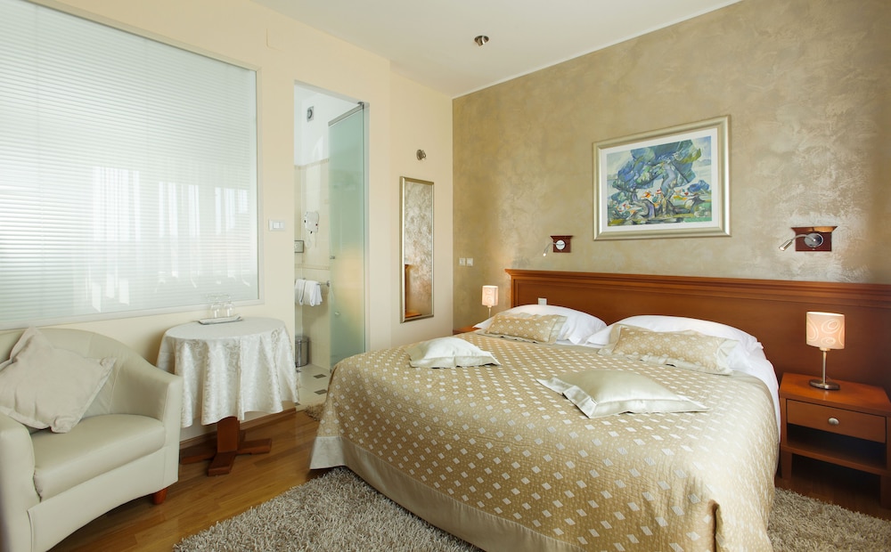 royal suites