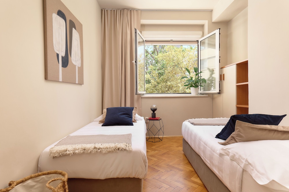 royal suites