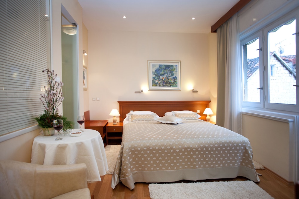 royal suites