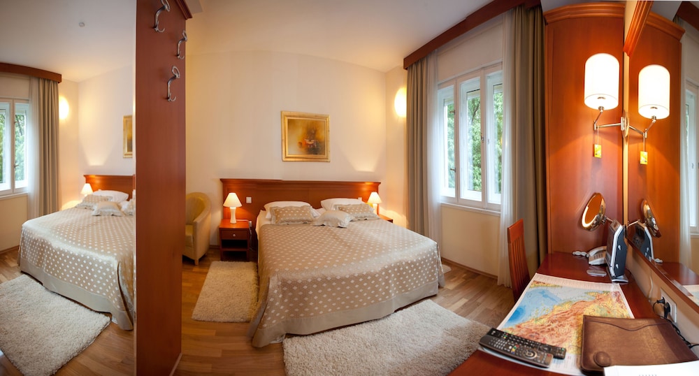 royal suites