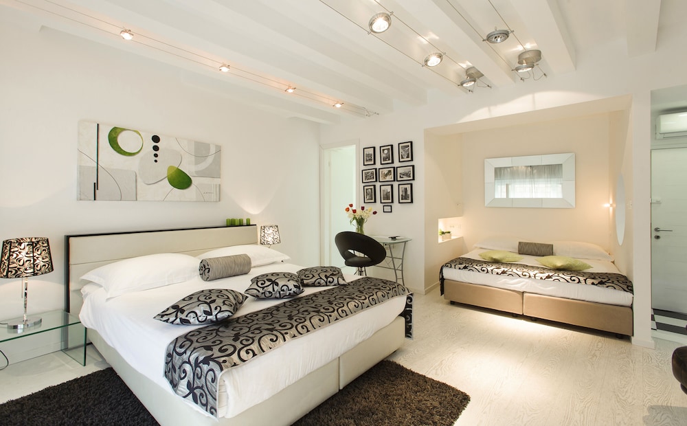 royal suites