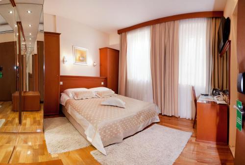 royal suites