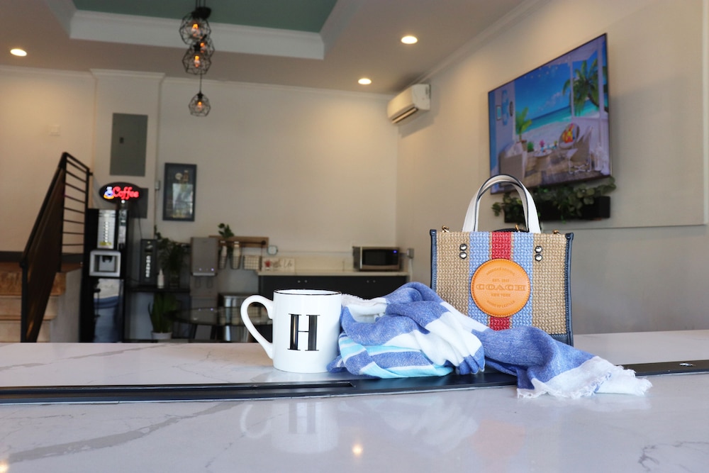 hometel suites in los angeles koreatown