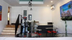 hometel suites in los angeles koreatown