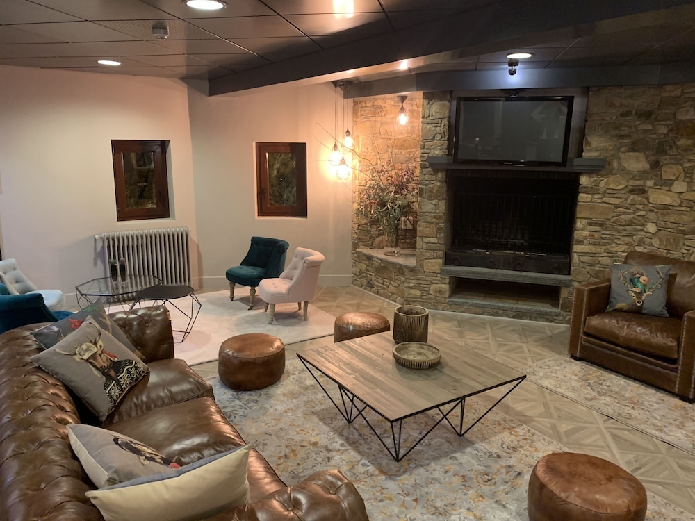 hotel and spa niunit