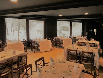 hotel and spa niunit