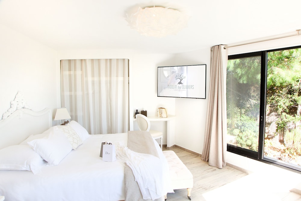 lhostellerie du moulin des oliviers