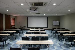 hotel habitel select