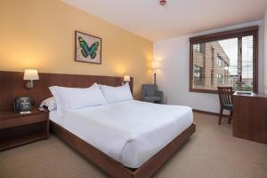 hotel habitel select