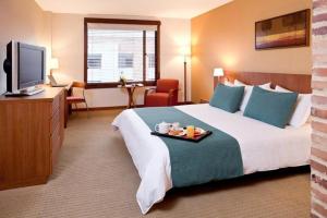 hotel habitel select