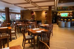 hotel habitel select