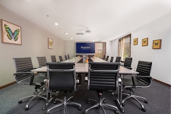 hotel habitel select