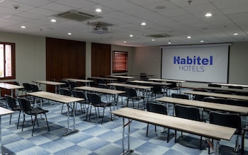 hotel habitel select