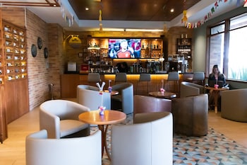 hotel habitel select