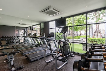 the coach boutique hotel sukhumvit 14 bangkok by compass hospitality