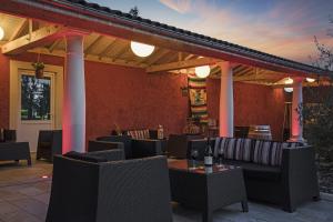 the originals boutique hotel le pillebois bourg en bresse nord inter hotel