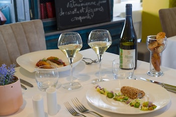 the originals boutique hotel le pillebois bourg en bresse nord inter hotel