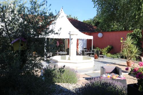 the originals boutique hotel le pillebois bourg en bresse nord inter hotel