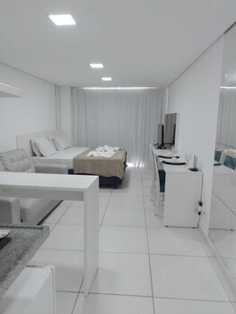 laguna beach flat by af