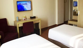 days hotel and suites by wyndham jakarta airport